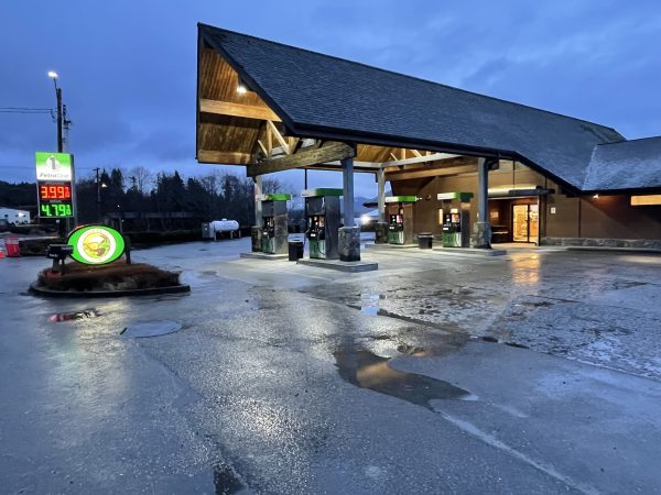 Three Bears Alaska Saxman/Ketchikan Gas Station